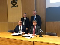 Minister Richard Lochhead, Minister Björn Thümler, Prof. Dr. Wolfgang-Uwe Friedrich und Prof. Sir Anton Muscatelli