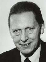 Dr. Johann-Tönjes Cassens