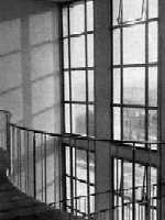 Fenster im denkmalgeschützten Treppenhaus des MWK