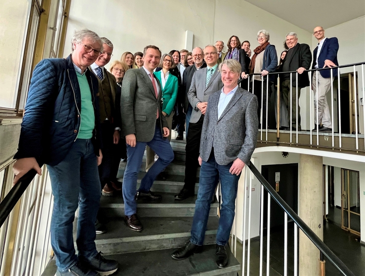Die von Kulturminister Falko Mohrs neu berufene Landeskommission für Denkmalpflege für die Amtsperiode bis September 2028 hat ihre Arbeit aufgenommen.