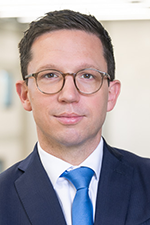 Ein Porträtfoto des niedersächsischen Ministers für Wissenschaft und Kultur Falko Mohrs